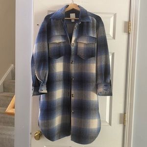 H&M blue plaid button up jacket/dress